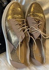 Caprice Sneaker Schuhe 38 / 5 total schönes Design NEU federleicht Gold Beige