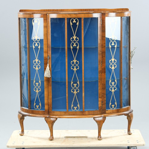 Art deco vitrine kaukasischer - art,