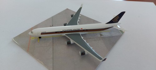 Flugzeugmodell airbus a340 - flugzeugmodell,