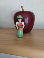 Erzgebirge Seiffen , Bezauberndes Blumenmädchen der Firma Müller ,   ca. 8,5 cm