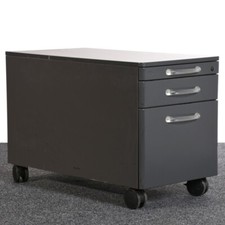 Werndl Rollcontainer, 3