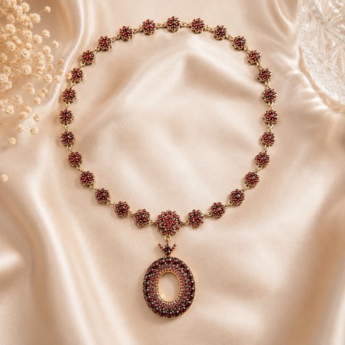Antikes granatcollier 1890 - um,
