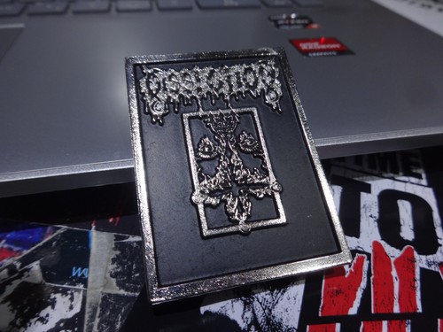 Dissection metal pin badge - dissection,