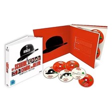 Mit Schirm Charme und Melone