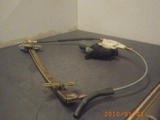 141846 Fensterheber links