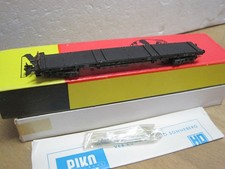 Piko DDR älterer Güterwagen