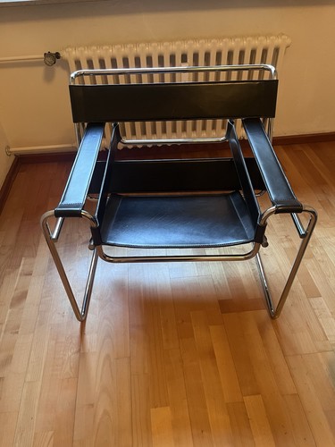 Wassily chair marcel breuer - -,
