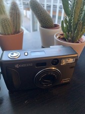 Yashica T4 Zoom Carl Zeiss