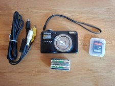Nikon COOLPIX L31 Digitalkamera 16,1 MP, 5x Opt. Zoom, 2,7 Zoll Display, Schwarz