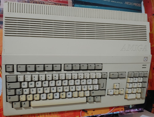 Commodore amiga 500 bit - amiga, 16-bit