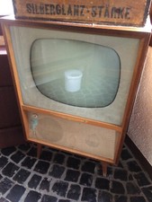 TV schrank DDR Antik Rembrant