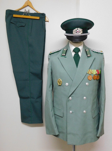 Ddr mdi uniform - vp,