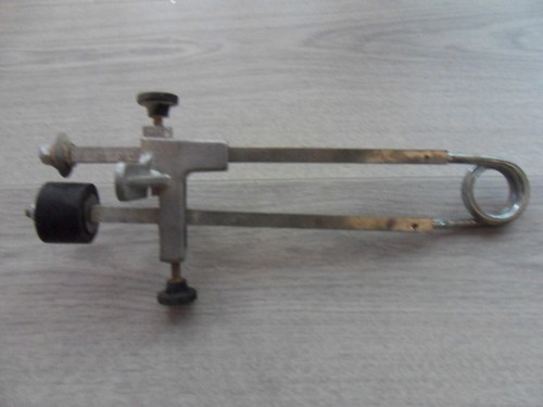 Robust fliesenbearbeitung - robust,