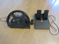 Team Mad Catz  - Lenkrad mit Analog-Pedalen für Playstation 1 - PS1