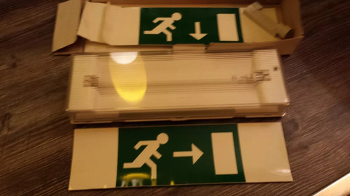 Notlicht fluchtweg notausgangs - notlicht,