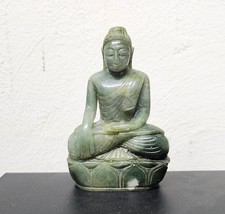 Buddha aus Jade - Jadeit ca
