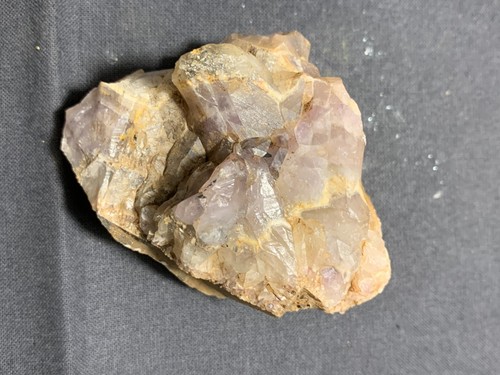 Quarz amethyst psilomelan - quarz,,