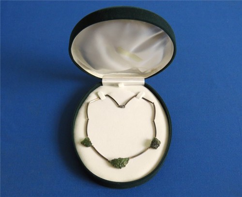 Staatsgeschenk moldavit - staatsgeschenk,