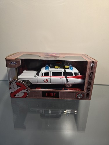 Ghostbusters ecto fahrzeug - ecto-1,