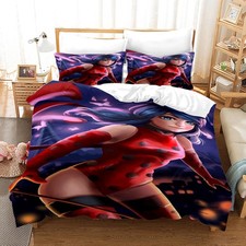 Roter Marienkäfer Superheldin