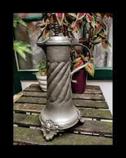 Sehr große Zinnkanne im barocken Stil