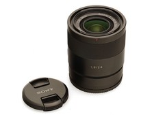 SONY Carl Zeiss Sonnar E 1.8 /