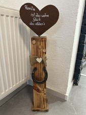 Rustikale holzstele mit herz - rustikale,