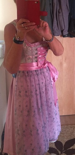Superschönes dirndl mit bluse - superschönes,