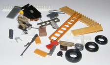 Plastik Modellauto HO Teile Reifen Felge Leiter Kleinteile Schrottplatz Arbeiter