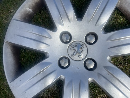 Original peugeot radzierkappen - peugeot,