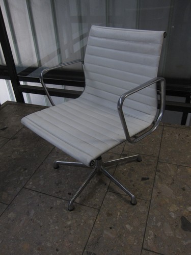 Eames alu chair leder weiß - leder,