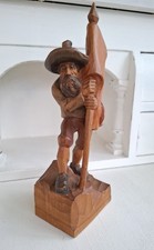 Holzfigur Schnitzerei Mann Mit
