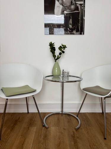 Hay about chair - 2x, a