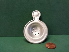 Altes kleines Sieb Teesieb Aluminium Puppenstube Puppenküche