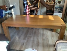 Massiver Ausziehbarer Holztisch