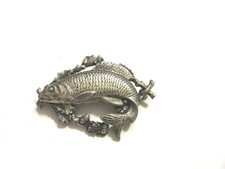 Silberbrosche großer Fisch