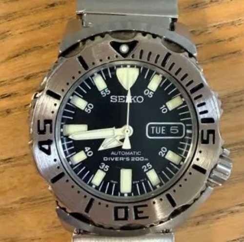 Seiko black monster diver - black,