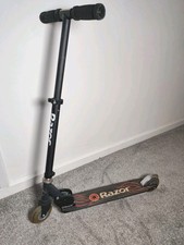 Razor Scooter Black Label Pro