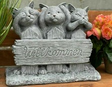 Steinfigur 3 Katzen Willkommen
