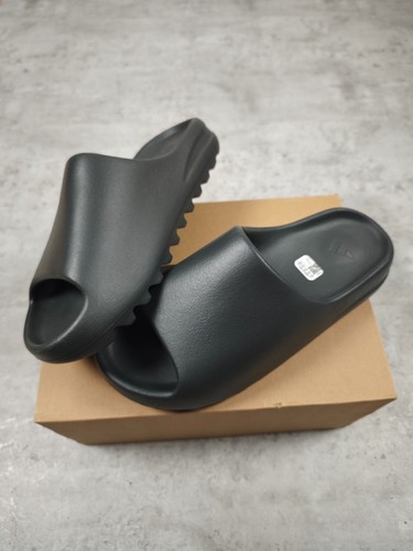 Adidas yeezy slide - dark, onyx
