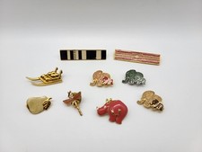 Konvolut 8x Modeschmuck Pin