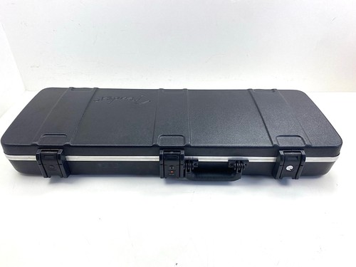 Fender molded hardcase - , ★