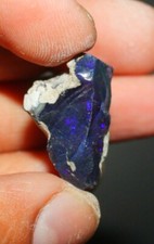 Black opal rough welo - opal,