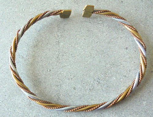 Stabiler armreifen schmuck - armreifen,