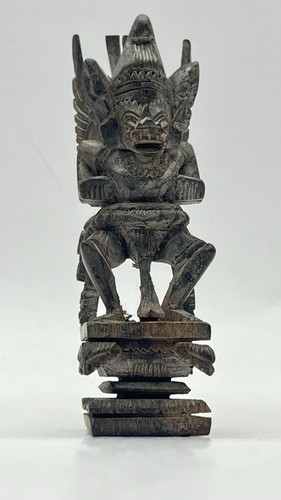 Handgeschnitzte holzfigur - handgeschnitzte,