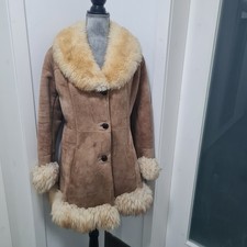 Damen-Wintermantel Lammfell Warm Gefüttert Größe L. Gr. 40