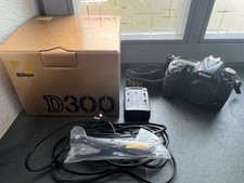 Nikon D300 12.3MP
