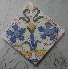 4 antike Fliesen 13x13 floral