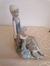 LLadro Mädchen mit Taube