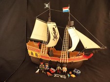 5135 Playmobil Piratenschiff, mit Puppen Kanonenkugeln und Zubehör, alt